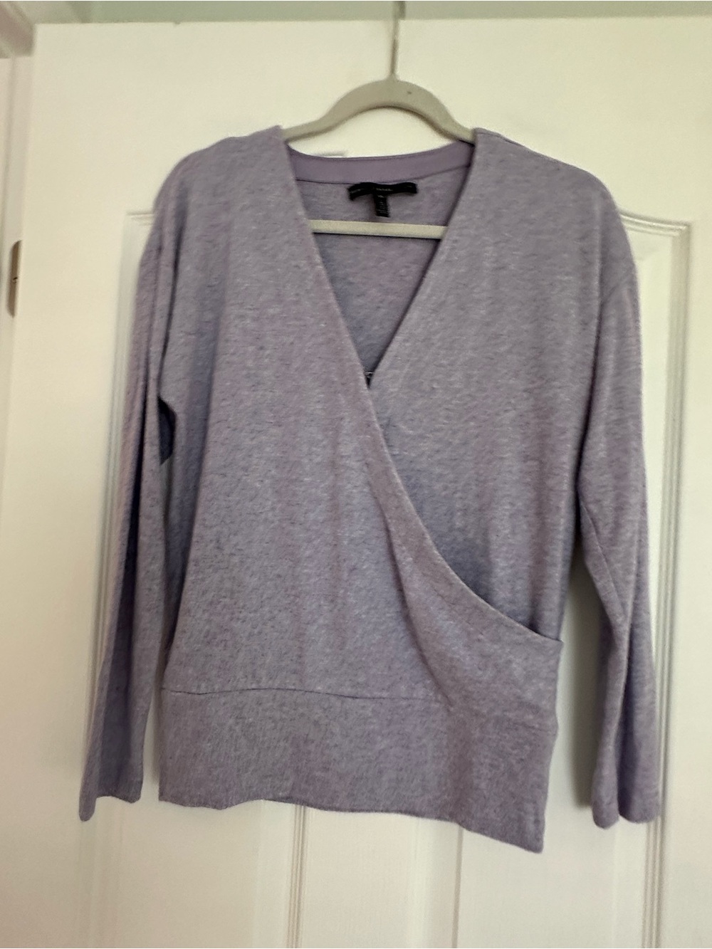 White House Black Market NWOT Lavender Wrap V-Neck Sweater